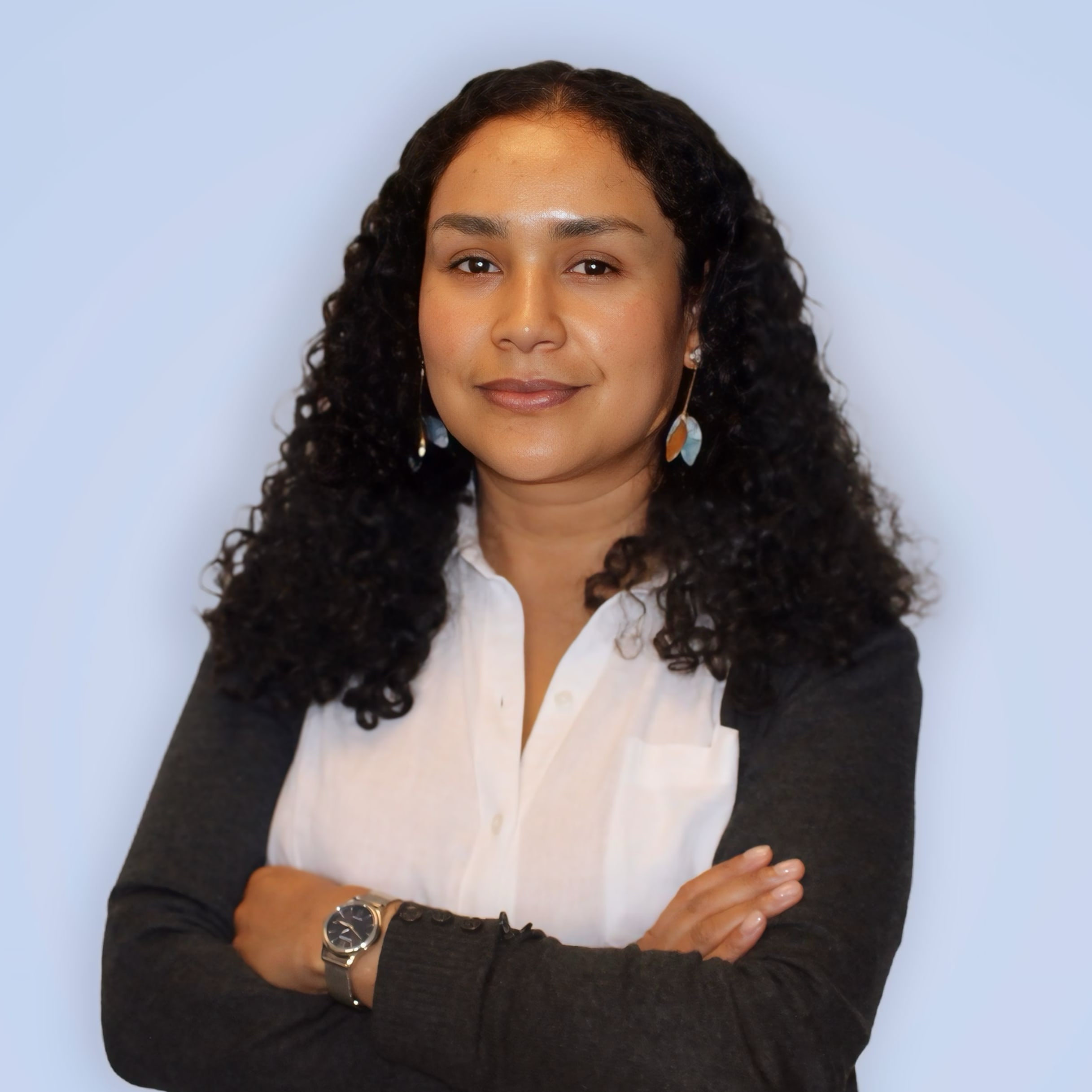 Paola Yañez-Inofuentes Headshot